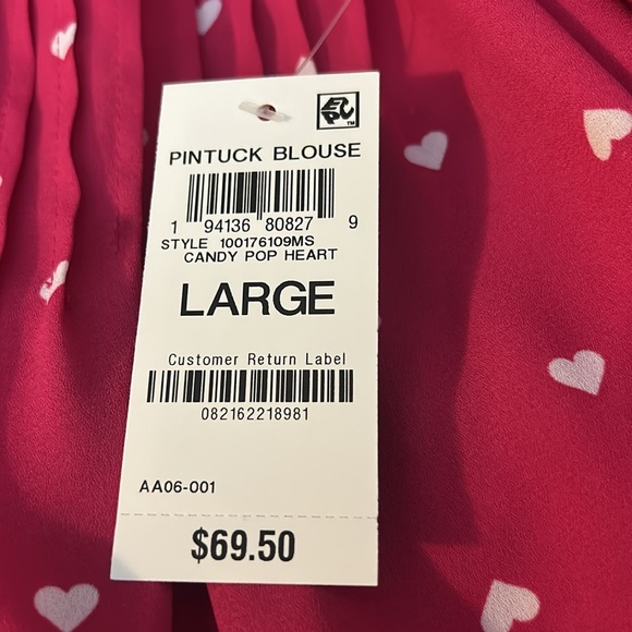 Women's Pink Printed Pintuck Ruffle Sleeve Top with white hearts 🩷🤍🩷 - Picture 3 of 4